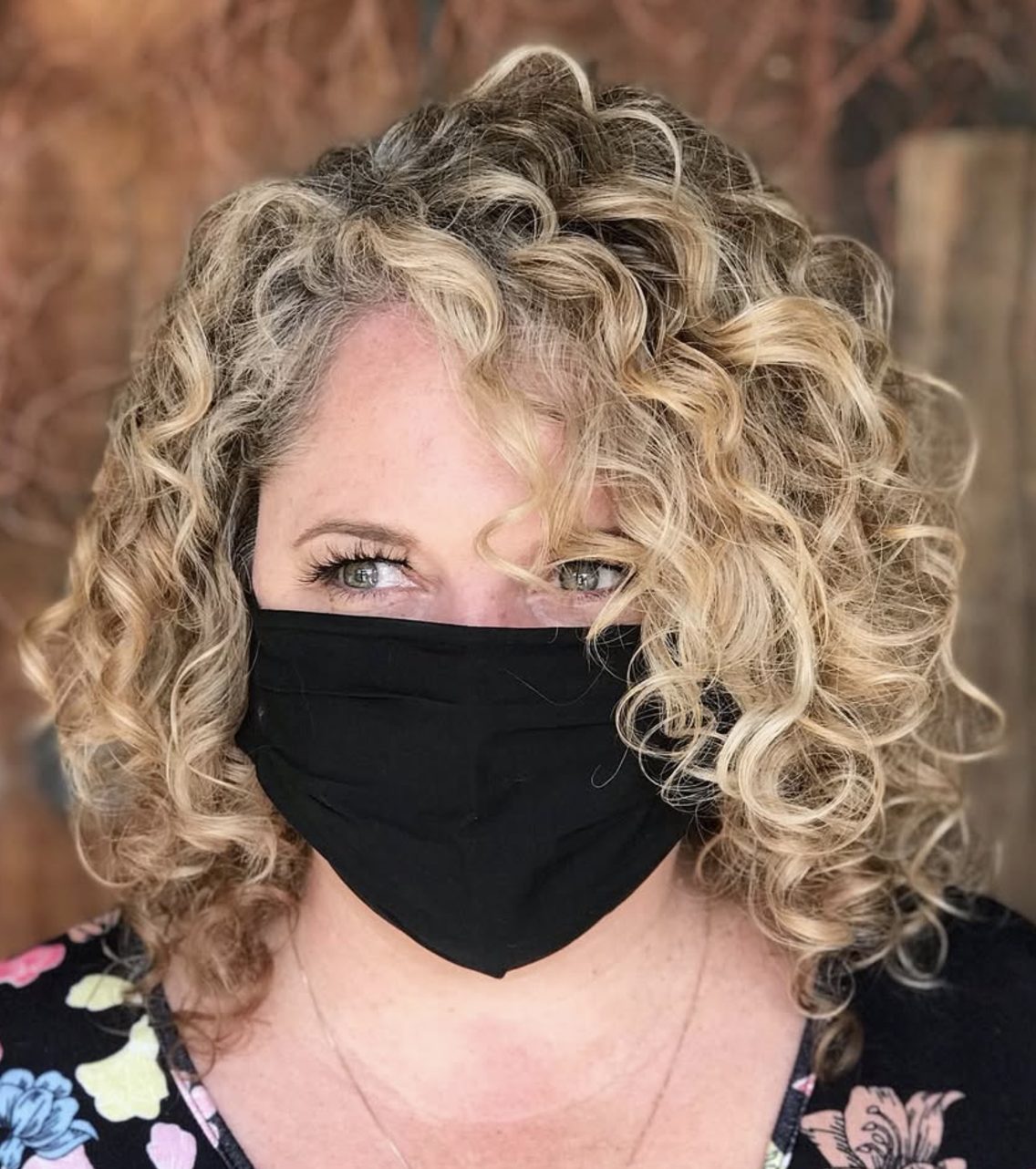 Cascading Curly Layers