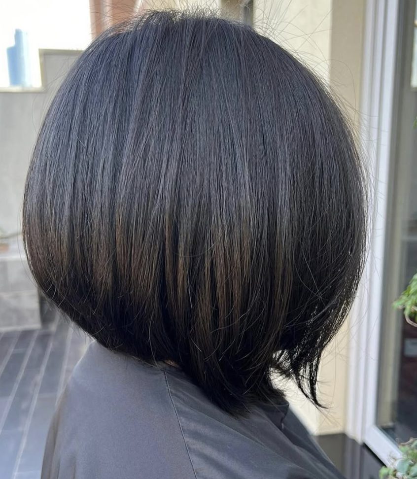 Classic Rounded Bob with Subtle Highlights