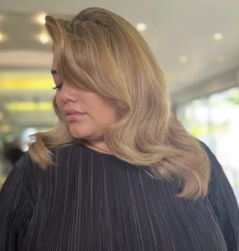 Glamorous Hollywood Waves with Blunt Bangs