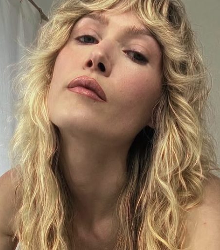 Honey Blonde Shag on Soft Curls