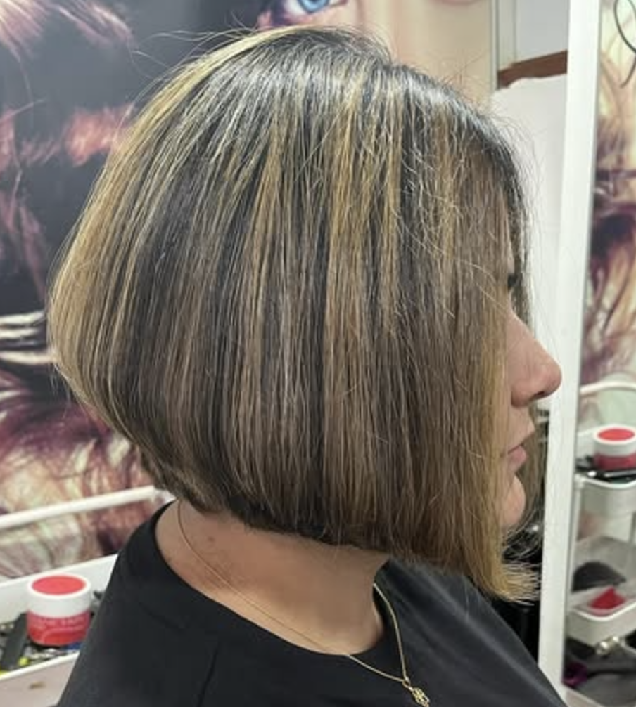 Inverted Bob with Chunky Layers