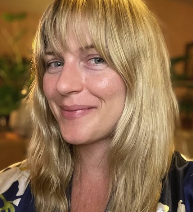 Medium Wavy Cut with Blunt Bangs