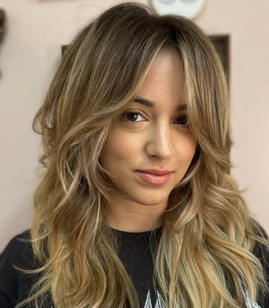 Razor-Cut Medium Layers with a Side Part