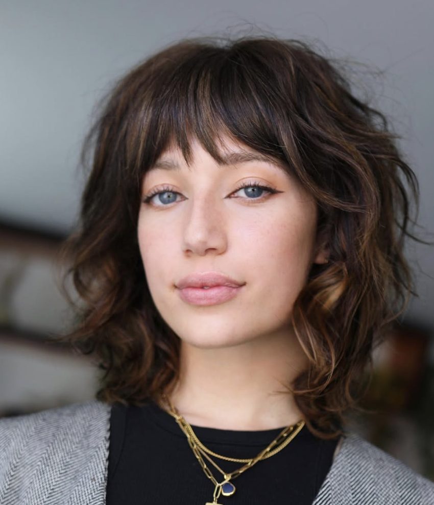 Short Wavy Shag with Bangs