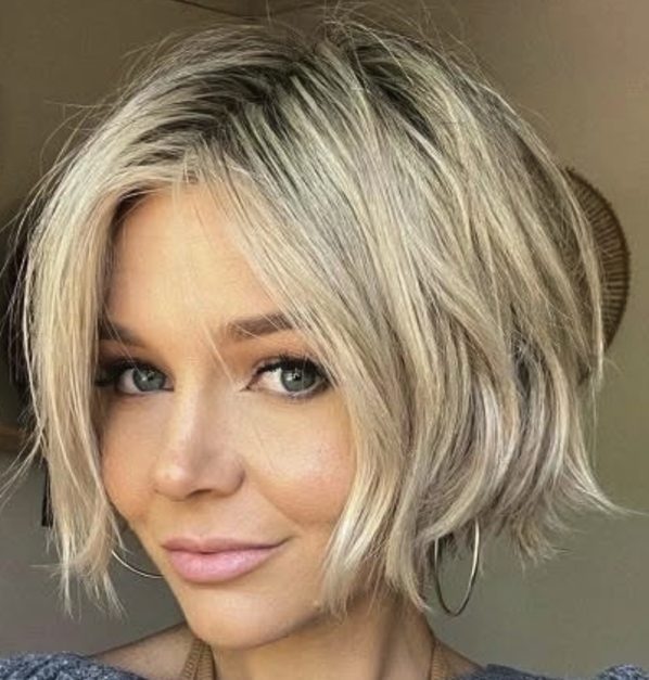 Side-Parted Pixie Bob