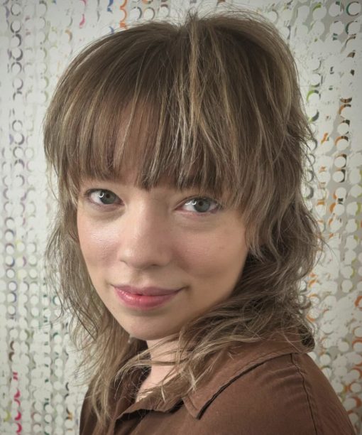 Soft Wavy Shag with Honey Highlights