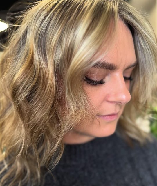 Sunlit Blonde Shag with Luminous Highlights