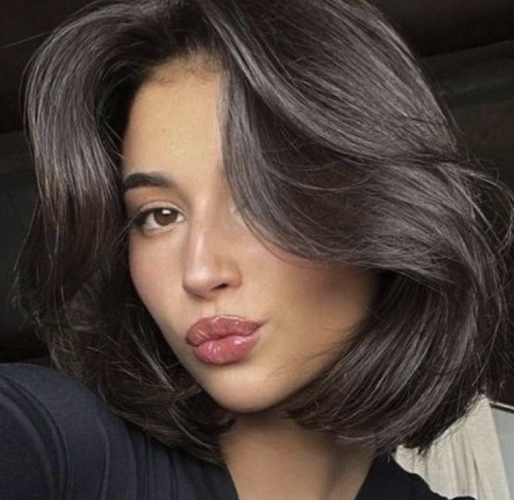 Voluminous Layered Bob with Side Bangs