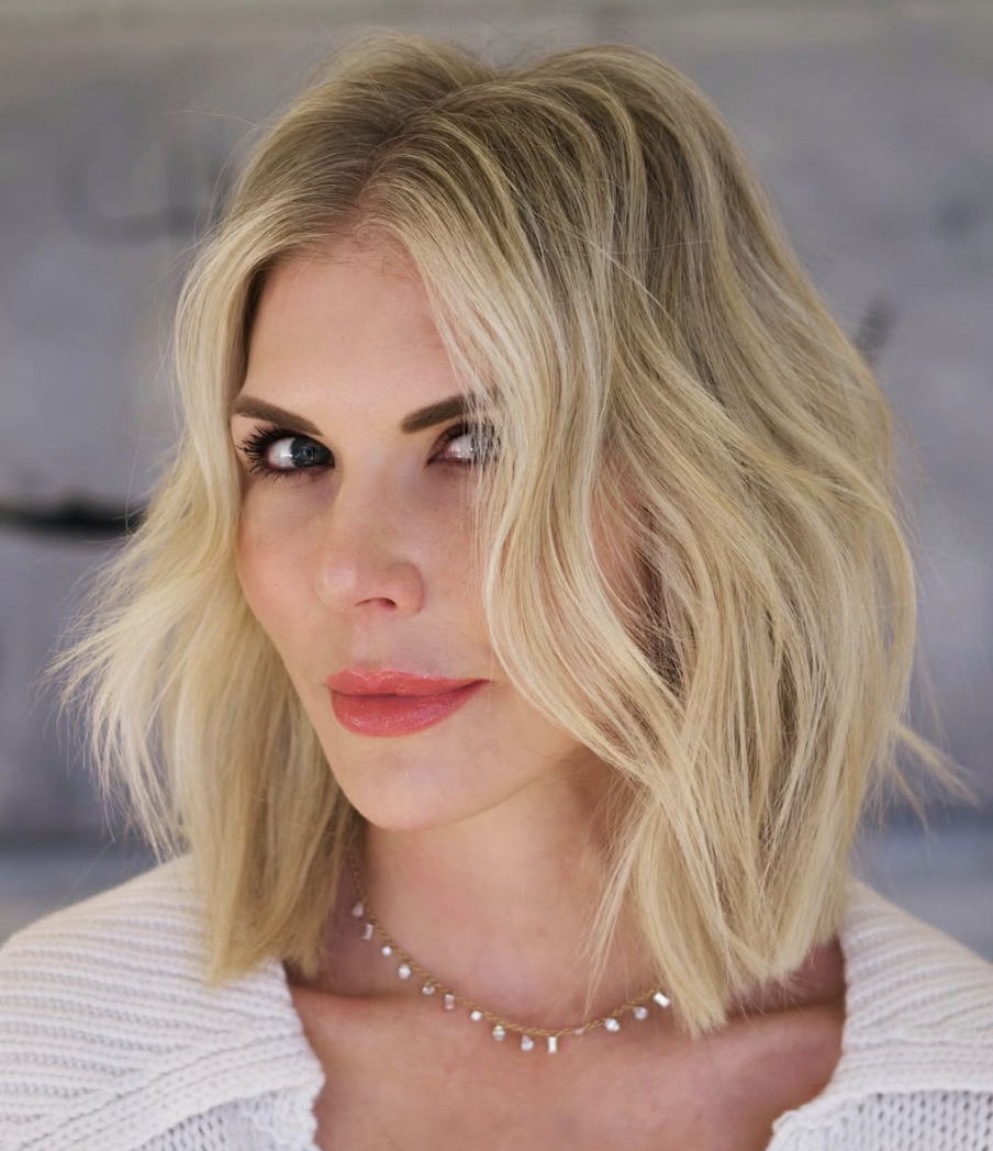 Voluminous Medium-Length Hair with Textured Ends